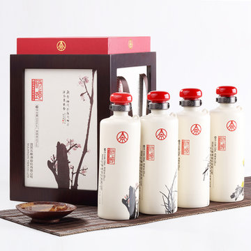 五粮液总厂宜宾生产 梅兰竹菊浓香型60度白酒500ml*4瓶整箱礼盒装(500ml*4 整箱)