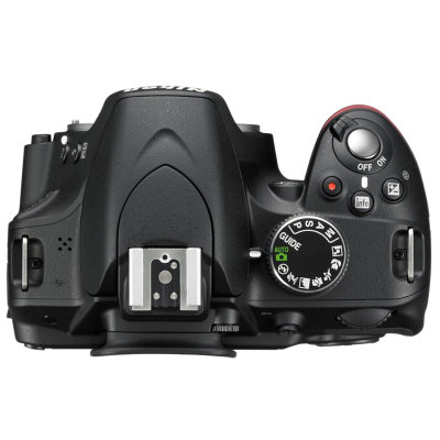 尼康（Nikon） D3200 单反相机套机（AF-S DX VR 18-105mm f/3.5-5.6G ED 防抖镜头）