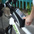 乐炫自行车包 手机架 触屏手机包 自行车上管包 IPHONE HTC 三星手机袋12496 线条(黑色 5.5)第3张高清大图