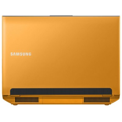 三星（SAMSUNG）NP700G7C-T01CN 17英寸笔记本电脑 黄色（I7-3630QM/3D/128GSSD＋750G/蓝光/HD7870M/8G/Win8）