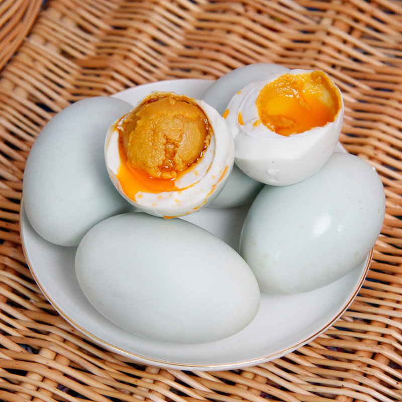 丹东鸭绿江咸鸭蛋30枚礼盒装新鲜腌制鸭蛋冒油河口宽甸送礼特产20枚