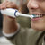 飞利浦（PHILIPS）电动牙刷HX3216 HX3226成人充电式声波震动牙刷 智能净白(HX3226/22深蓝)第3张高清大图