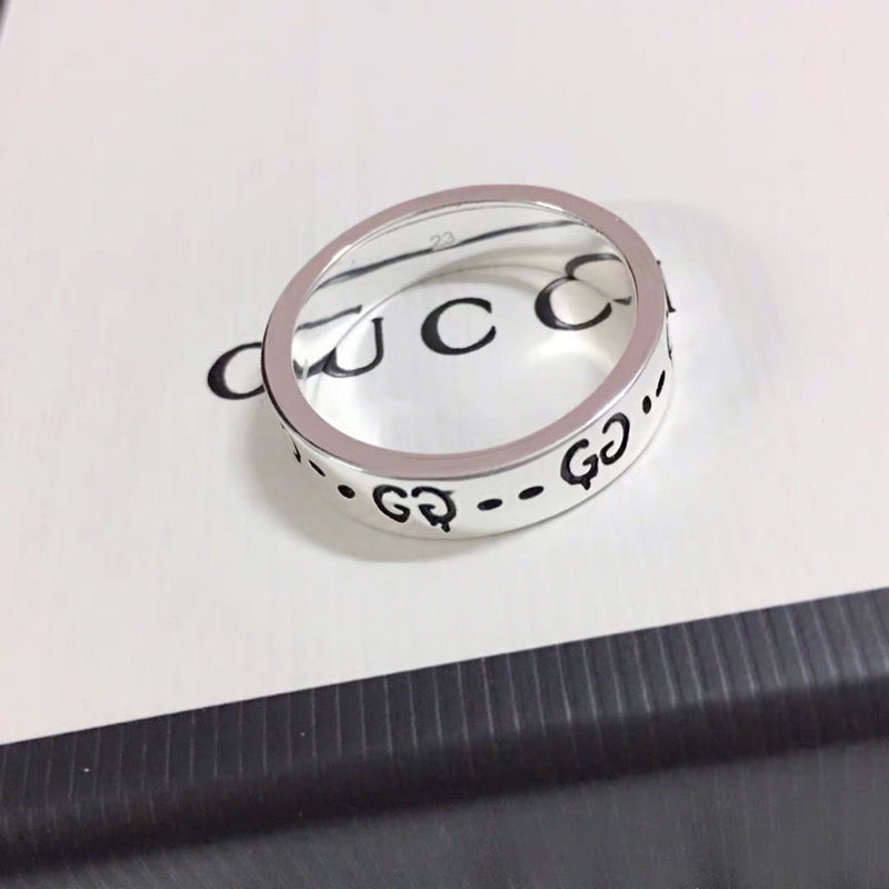 古驰小鬼对戒(gucci小鬼戒指)-第2张图片-潮百科 古驰小鬼对戒(gucci小鬼戒指)-第2张图片-潮百科