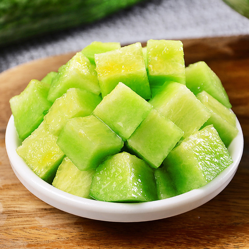 顺丰现货山东羊角蜜甜瓜当季新鲜水果脆蜜瓜香瓜5斤整箱包邮2500g自