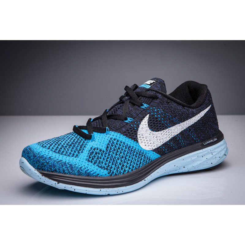 耐克nike revolution 登月3代跑步鞋男鞋女鞋情侣鞋 运动休闲鞋698181