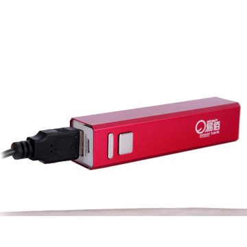 易佰（EBEIT）0807-2600毫安移动电源充电宝（红色）（2600mAh）
