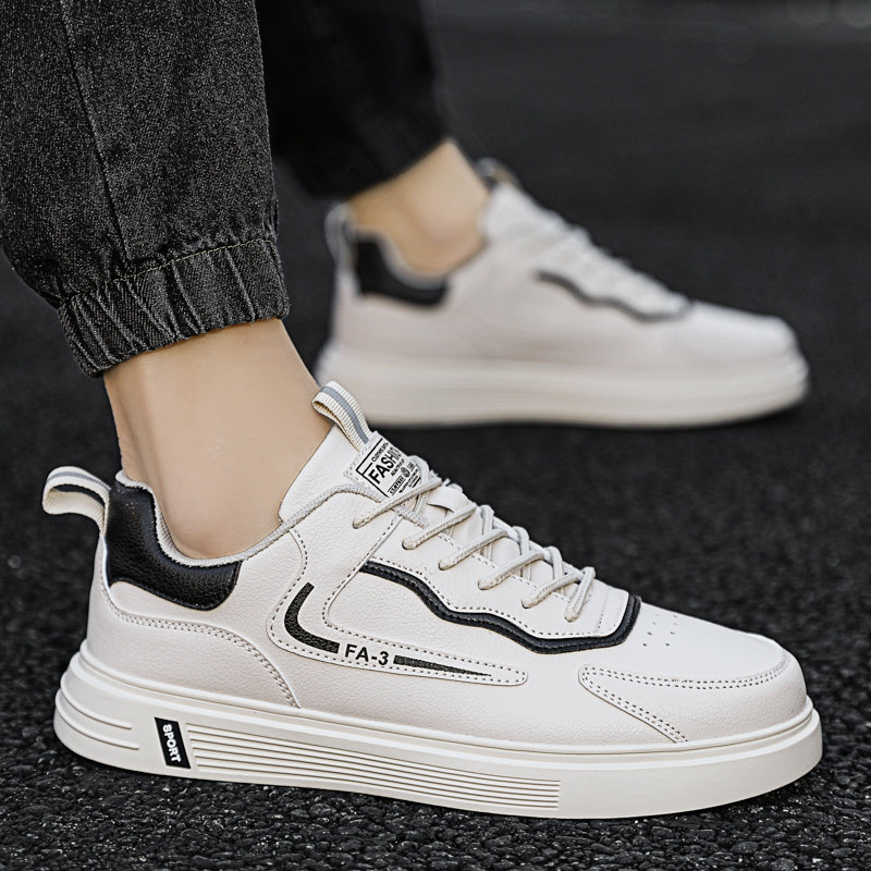 学生男轻奢品牌有哪些( 学生男装品牌排行榜前十名 )-第2张图片-潮百科 学生男轻奢品牌有哪些( 学生男装品牌排行榜前十名 )-第2张图片-潮百科