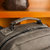 APPLES苹果男士背包学生书包潮流休闲大容量电脑包双肩包旅行背包(卡其色)第6张高清大图