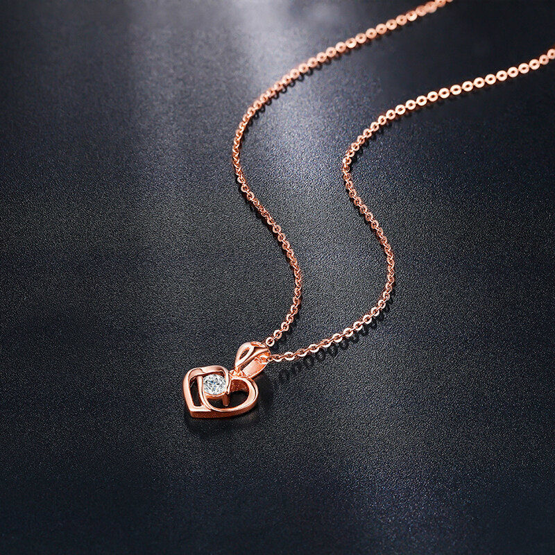 鸣钻国际一生所爱 18k玫瑰金钻石吊坠项链女彩金钻石心形锁骨链